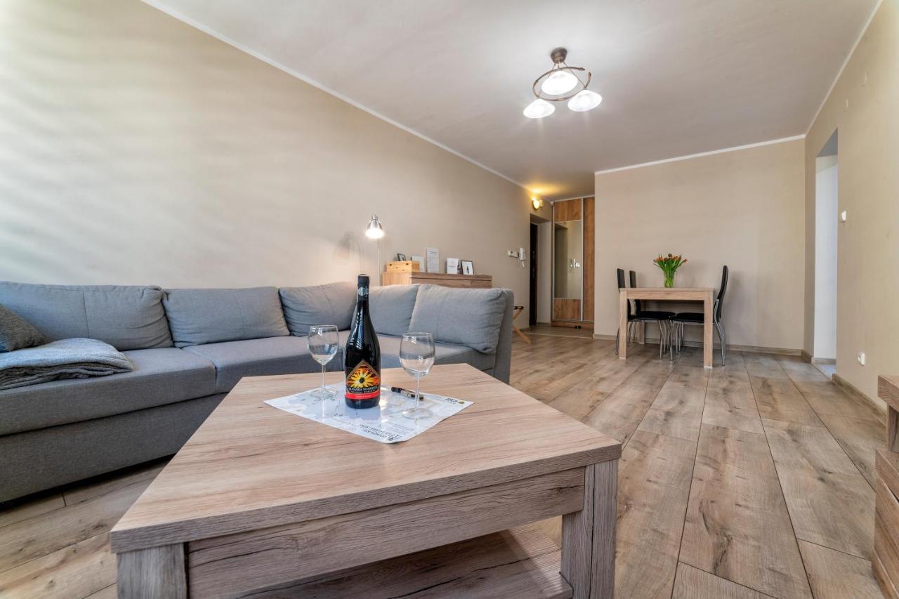 Apartamenty Alicja Дзержонюв Экстерьер фото