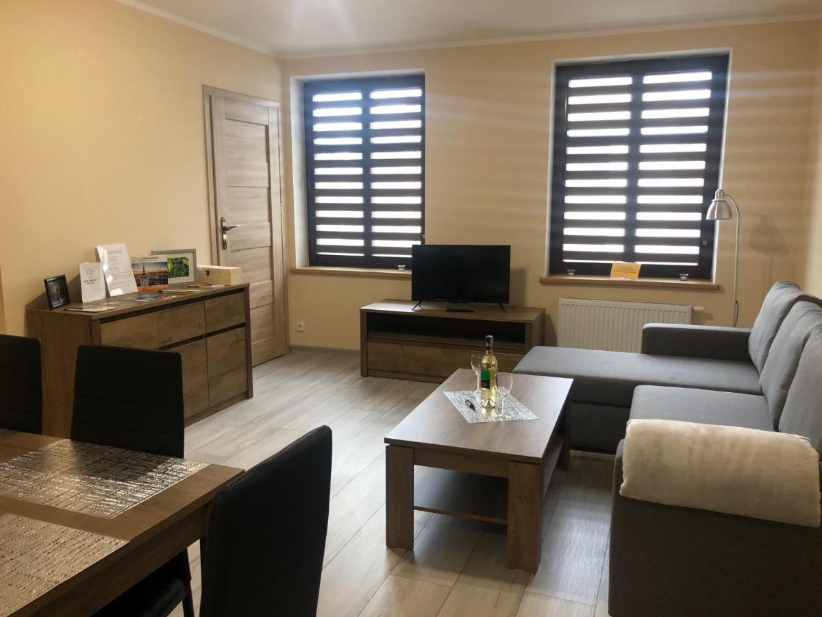 Apartamenty Alicja Дзержонюв Экстерьер фото