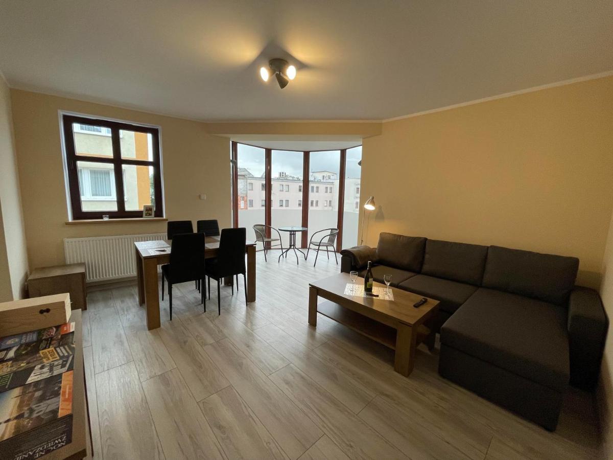 Apartamenty Alicja Дзержонюв Экстерьер фото
