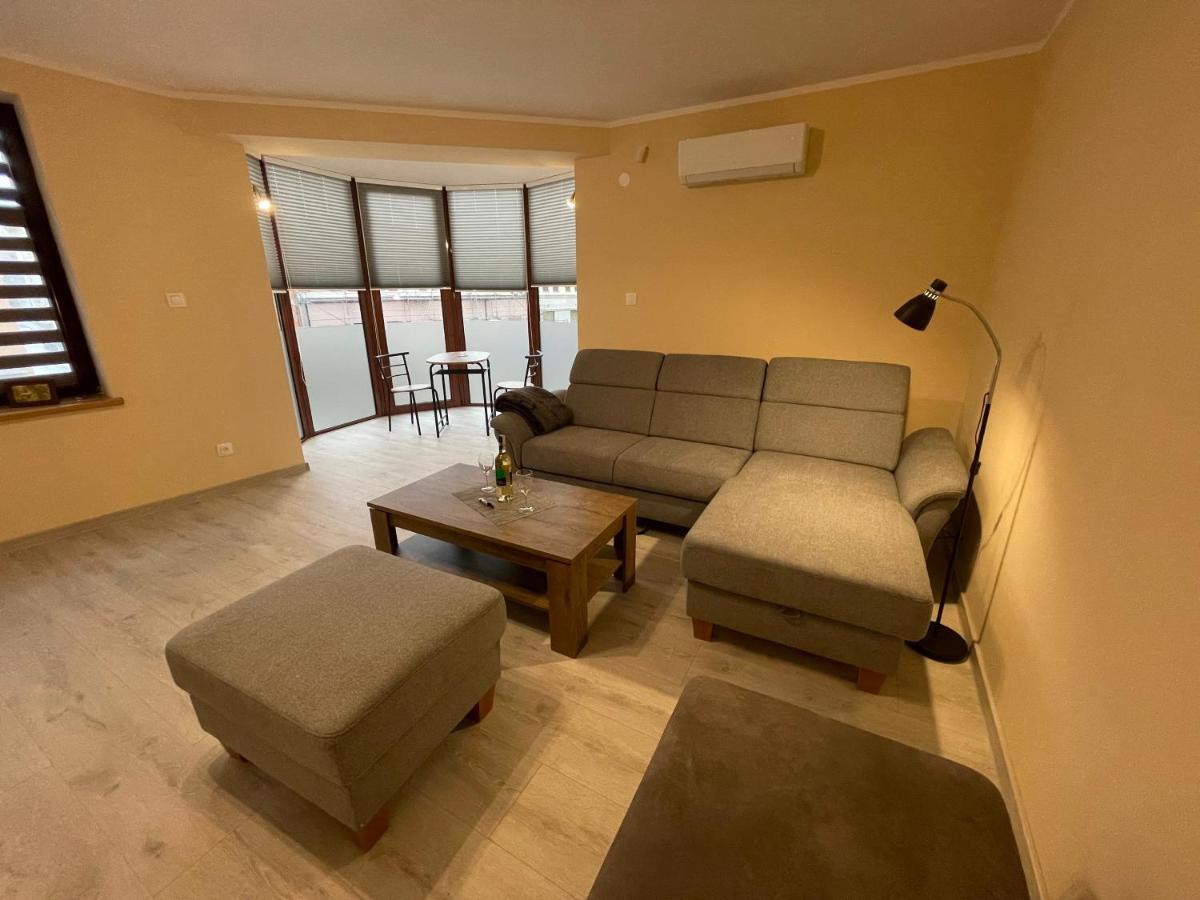 Apartamenty Alicja Дзержонюв Экстерьер фото
