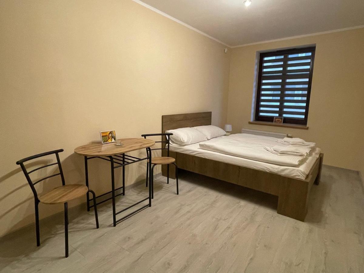 Apartamenty Alicja Дзержонюв Экстерьер фото