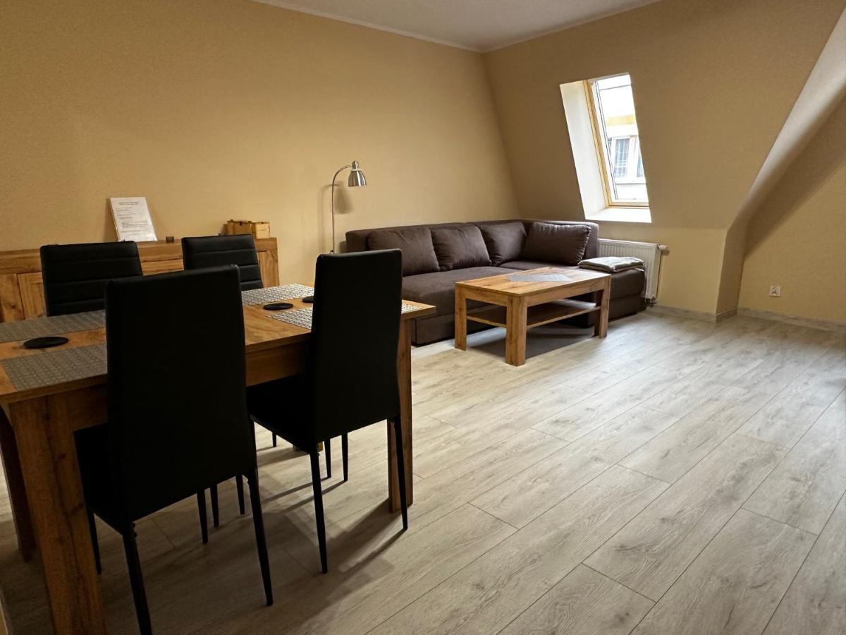 Apartamenty Alicja Дзержонюв Экстерьер фото
