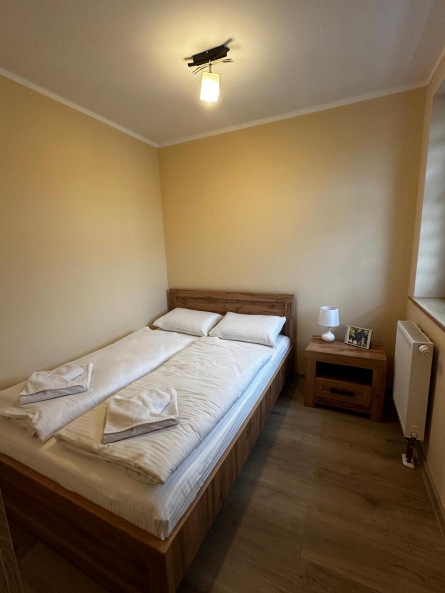 Apartamenty Alicja Дзержонюв Экстерьер фото