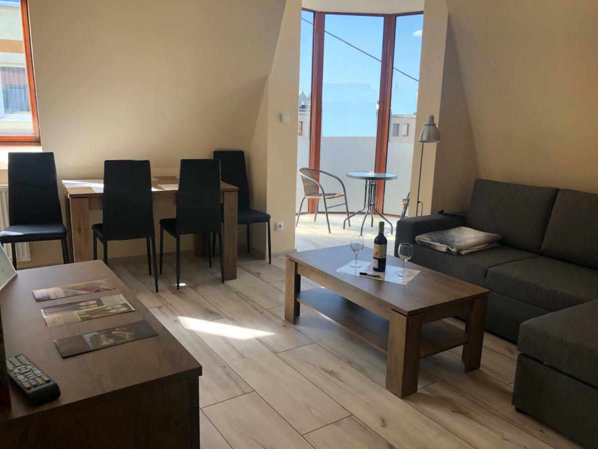 Apartamenty Alicja Дзержонюв Экстерьер фото